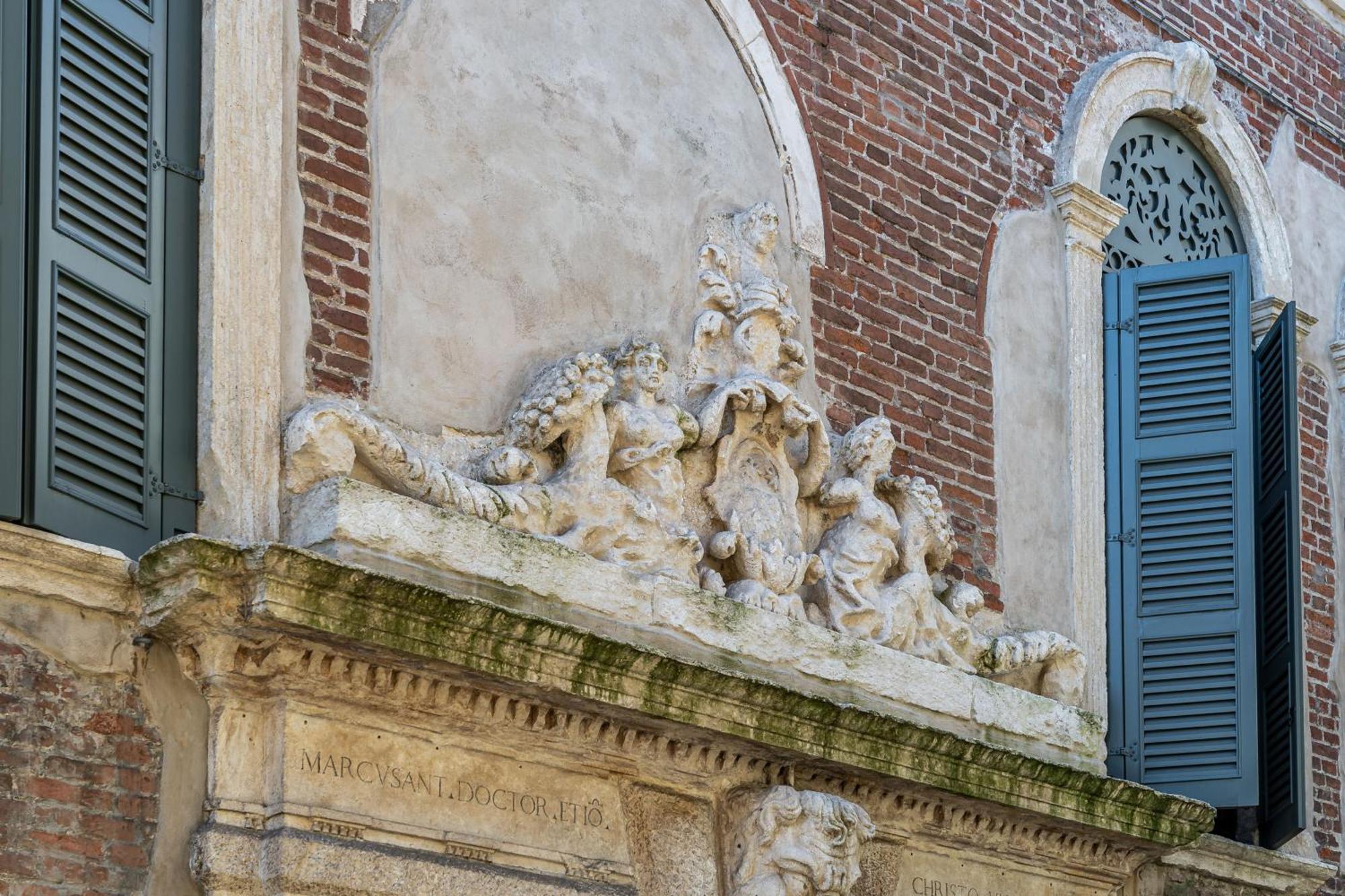 Casa Veronica In Via Leoncino Apartment Verona Exterior photo